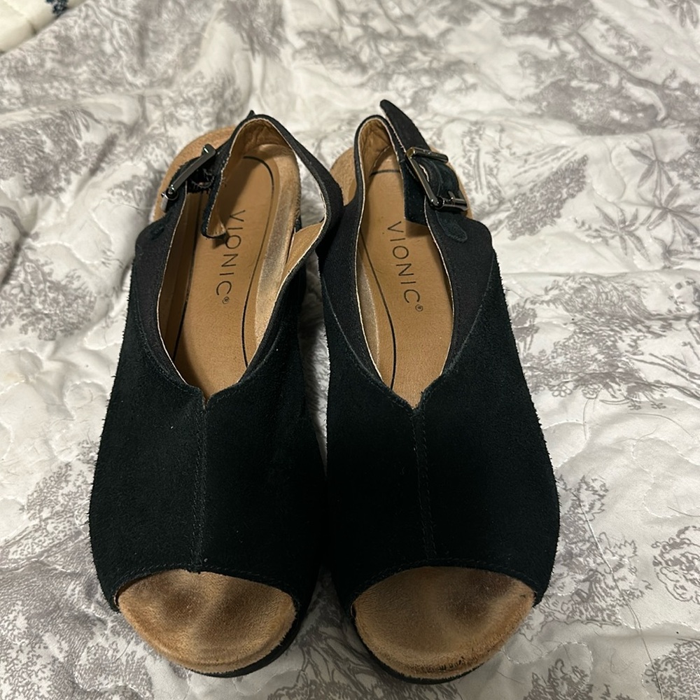 Vionic Wedge Sandals